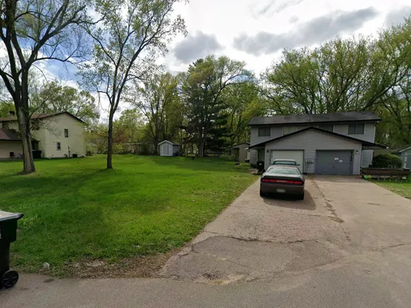 9320-22 Ryan Pl, Circle Pines, MN 55014