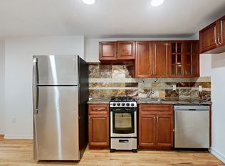 126 E 7th St APT 3B, New York, NY 10009