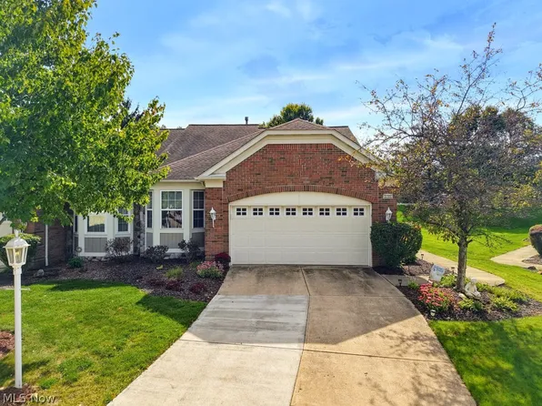 338 Stone Bridge Dr, Northfield, OH 44067