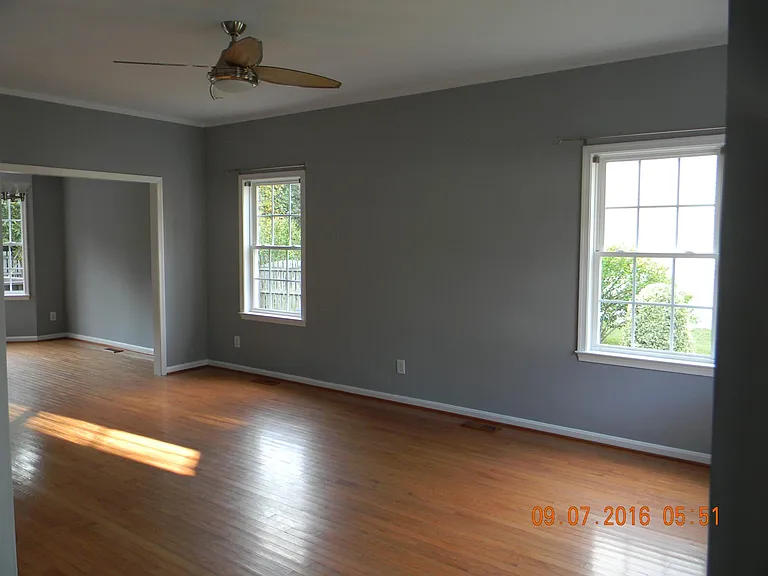 9508 Dabney Ct — Photo 5