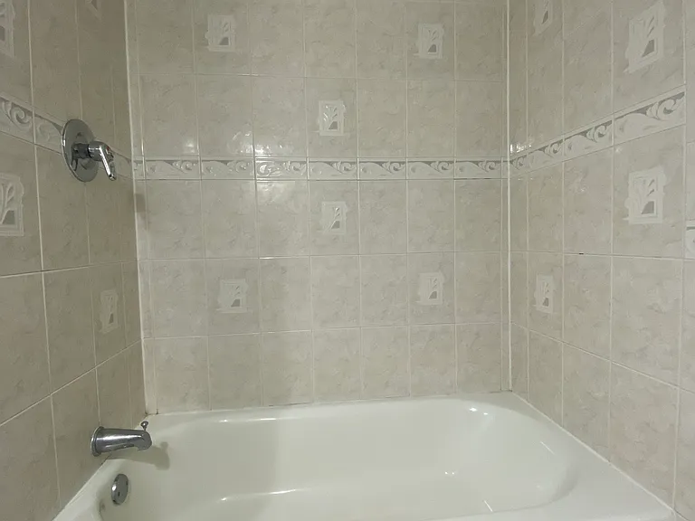Tub