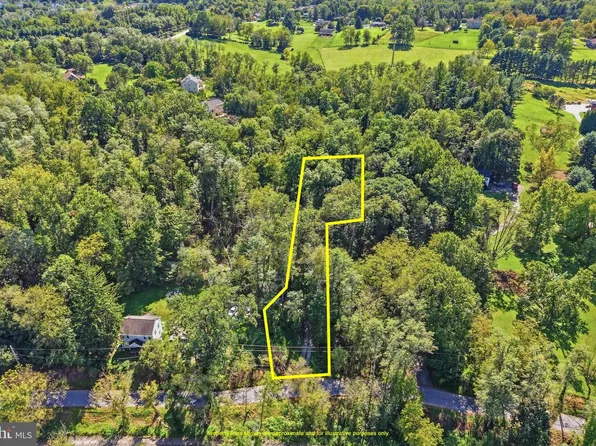 604 W Creek Rd, West Chester, PA 19382