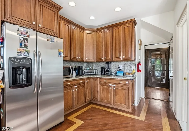 306 Walnut Ave — Photo 16