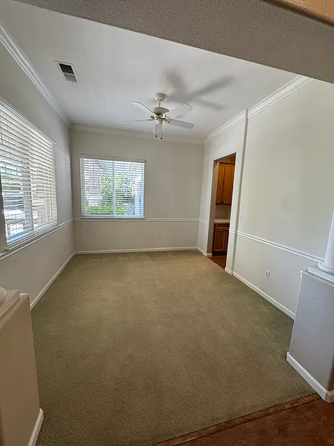 3 bed, 2043 sqft, $2,700 — Photo 4