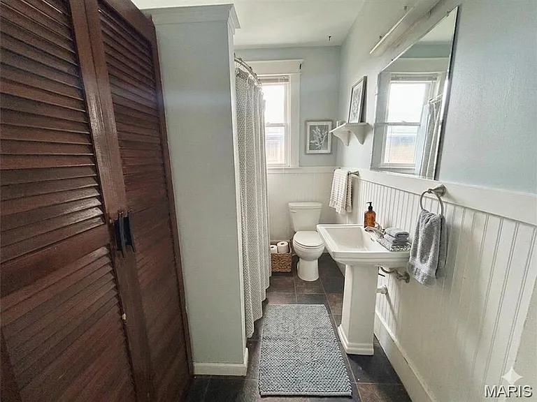 2459 State St #B — Photo 32