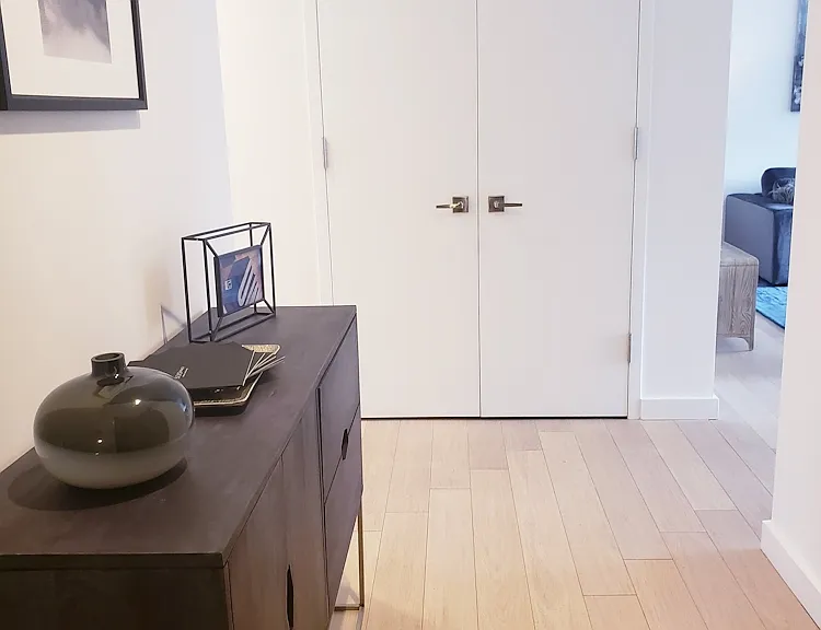 535 W 43rd St S #15C — Photo 2