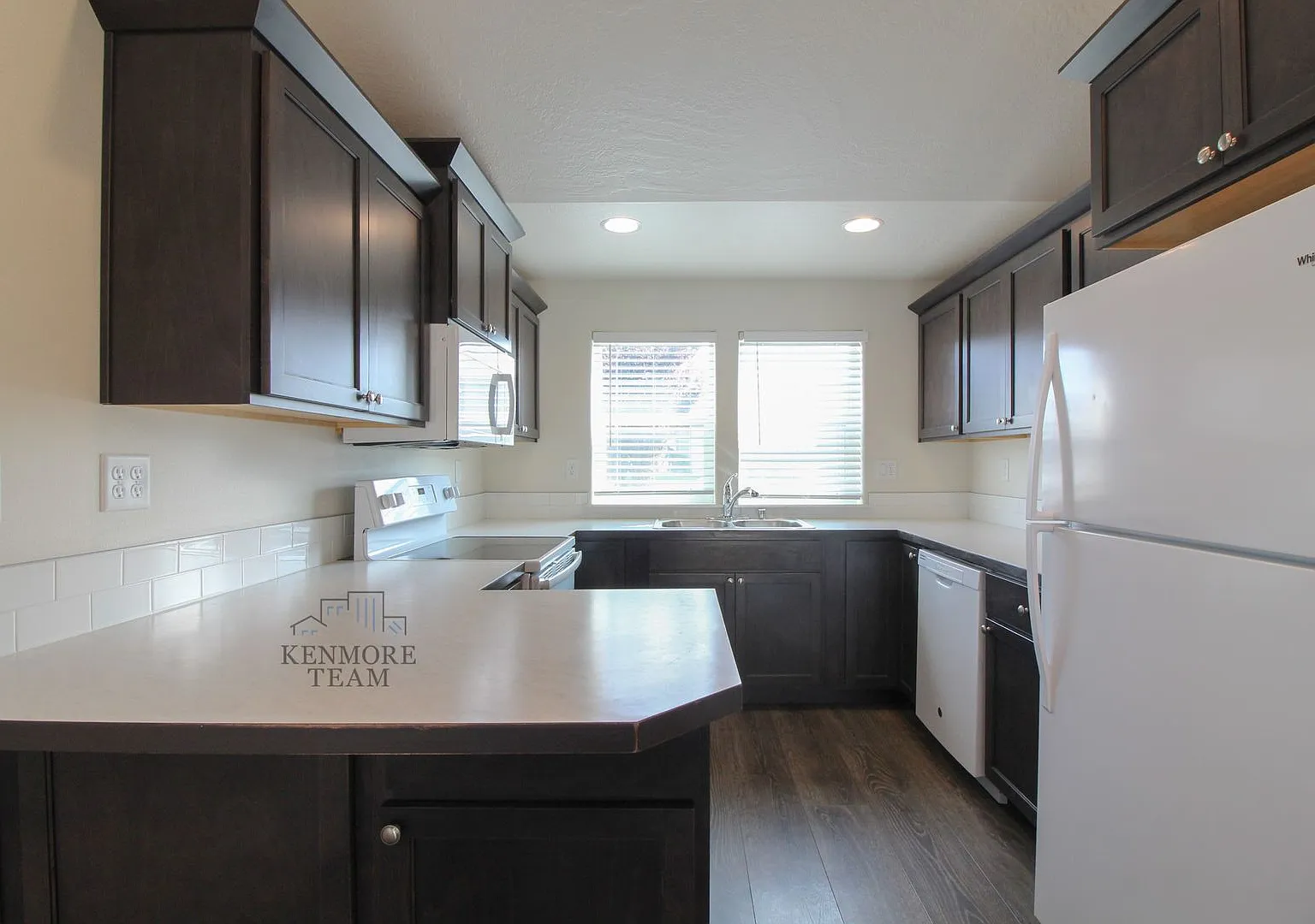 3 Bedroom, 2 Bath Home in Kennewick — Photo 3