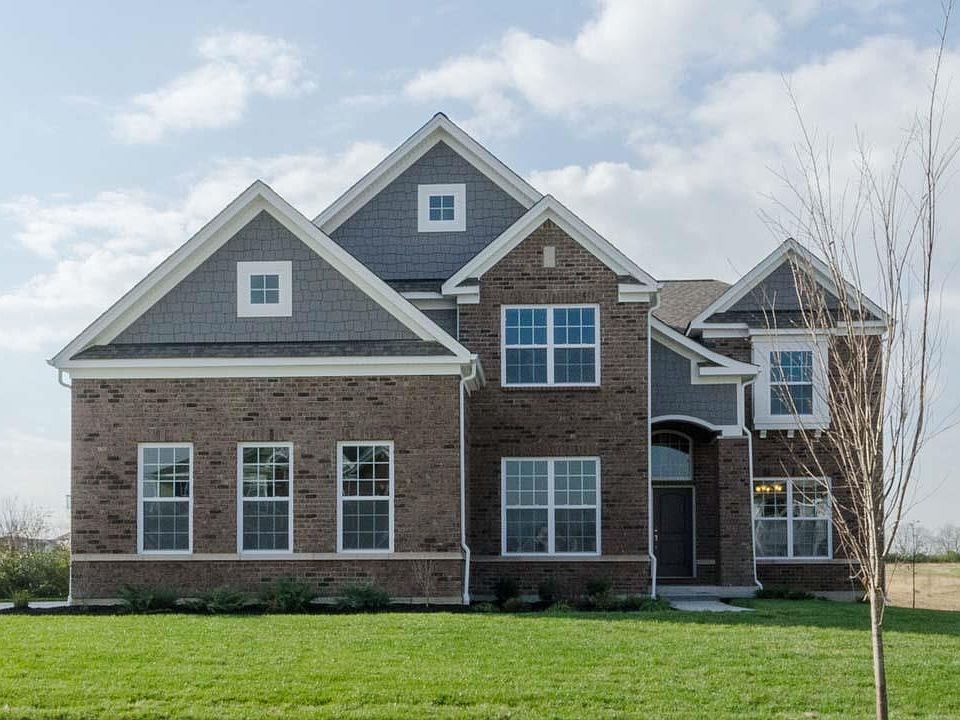 Located on 0039 in Roberts Park - The Meadows in Mason, OH