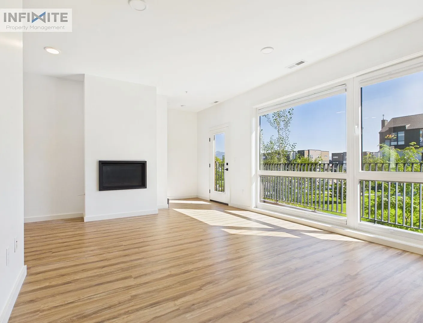 Welcome to 546 Enterprise Boulevard, Unit 14! — Photo 4