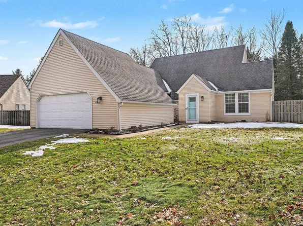 1456 Beargrass Ct, Valparaiso, IN 46385