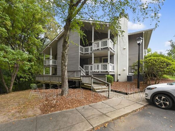 7425 Ashfield Ct