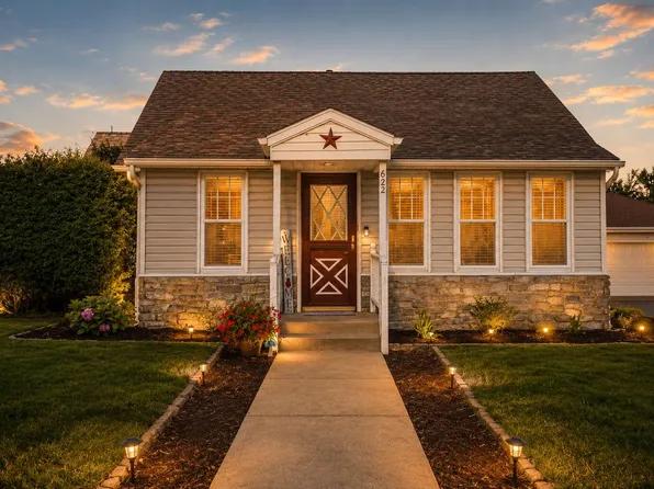 622 Azalea St SE, Demotte, IN 46310