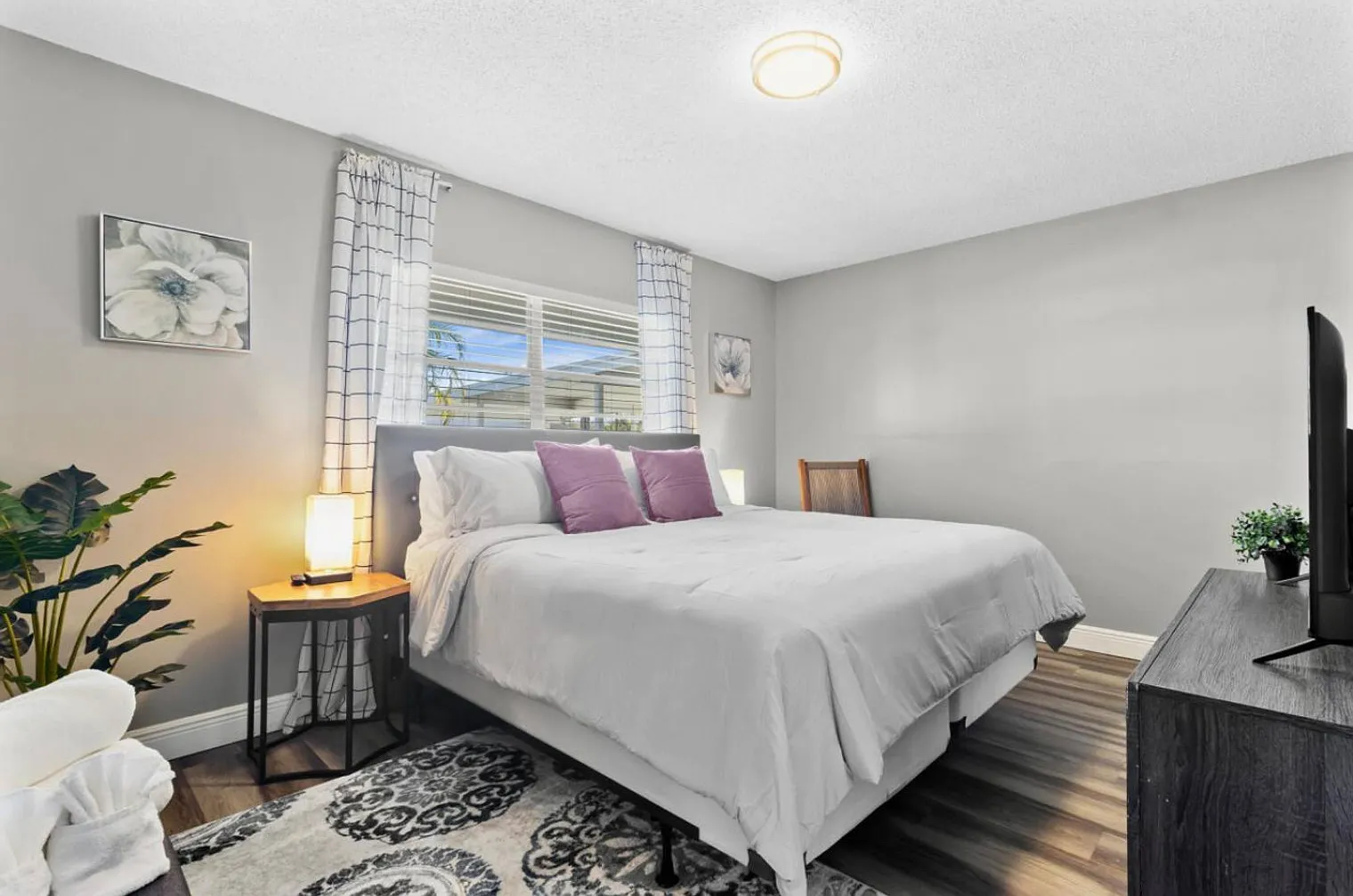 4 bed, 3.0 bath, $7,187 — Photo 4