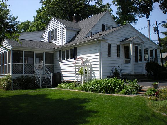 2nd image of 118 Coney St