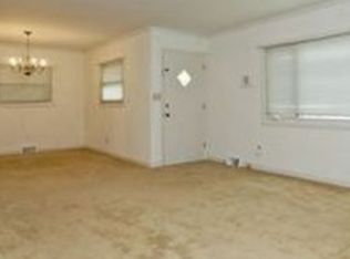 427 Fairmont Dr, Greenville, SC 29605