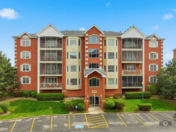 7927 Trinity Cir Unit 4SW, Tinley Park, IL 60487