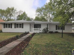 5500 SW 25th St, Topeka, KS 66614