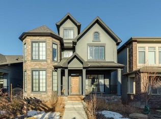 16 S Treeline Ln SW, Calgary, AB T2Y0S2