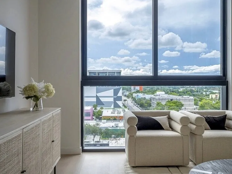 1 bed, 1.0 bath, $2,716 — Photo 3