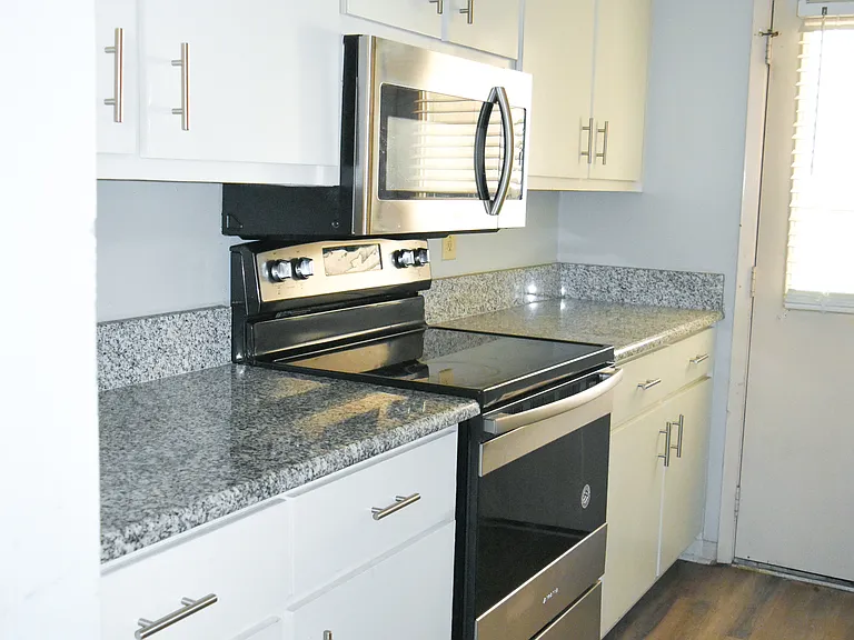 602 Kings Mountain Dr — Photo 6