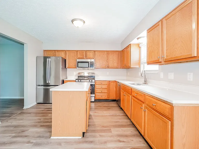 4299 Shady Meadows Dr — Photo 8