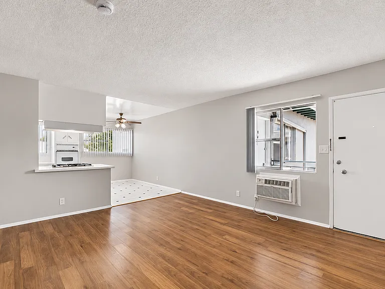 liv209 — Photo 2