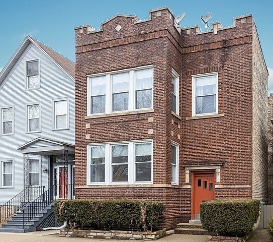 1st image of 1628 W Berwyn Ave #1