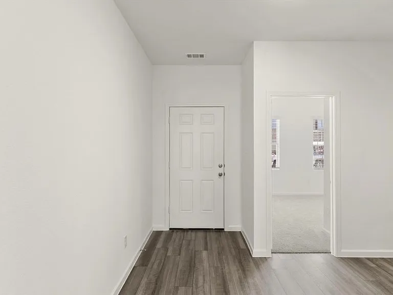 10308 Holycross Ln — Photo 3