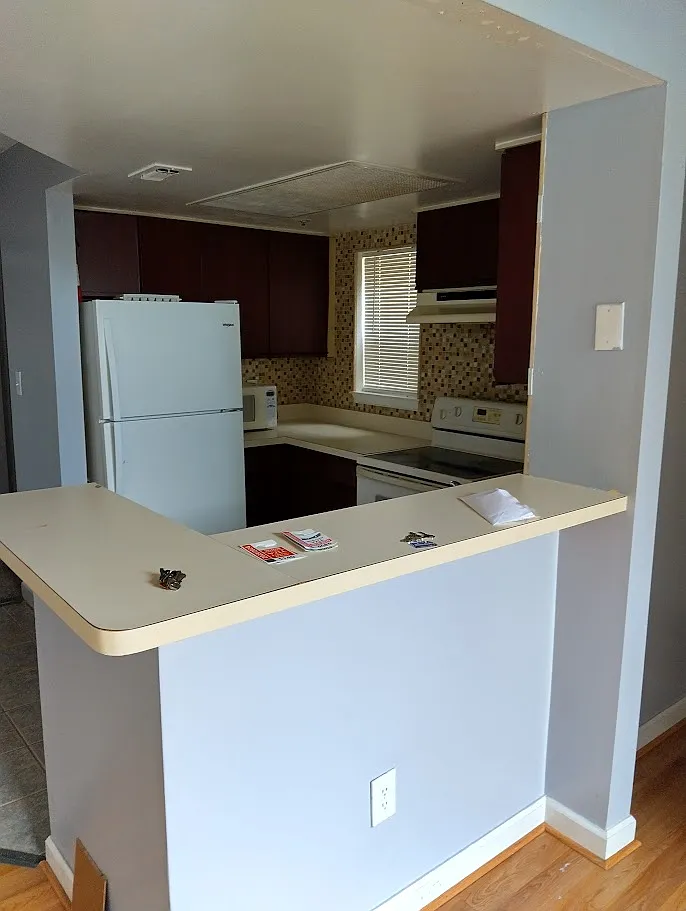 2 bed, 858 sqft, $1,950 — Photo 2