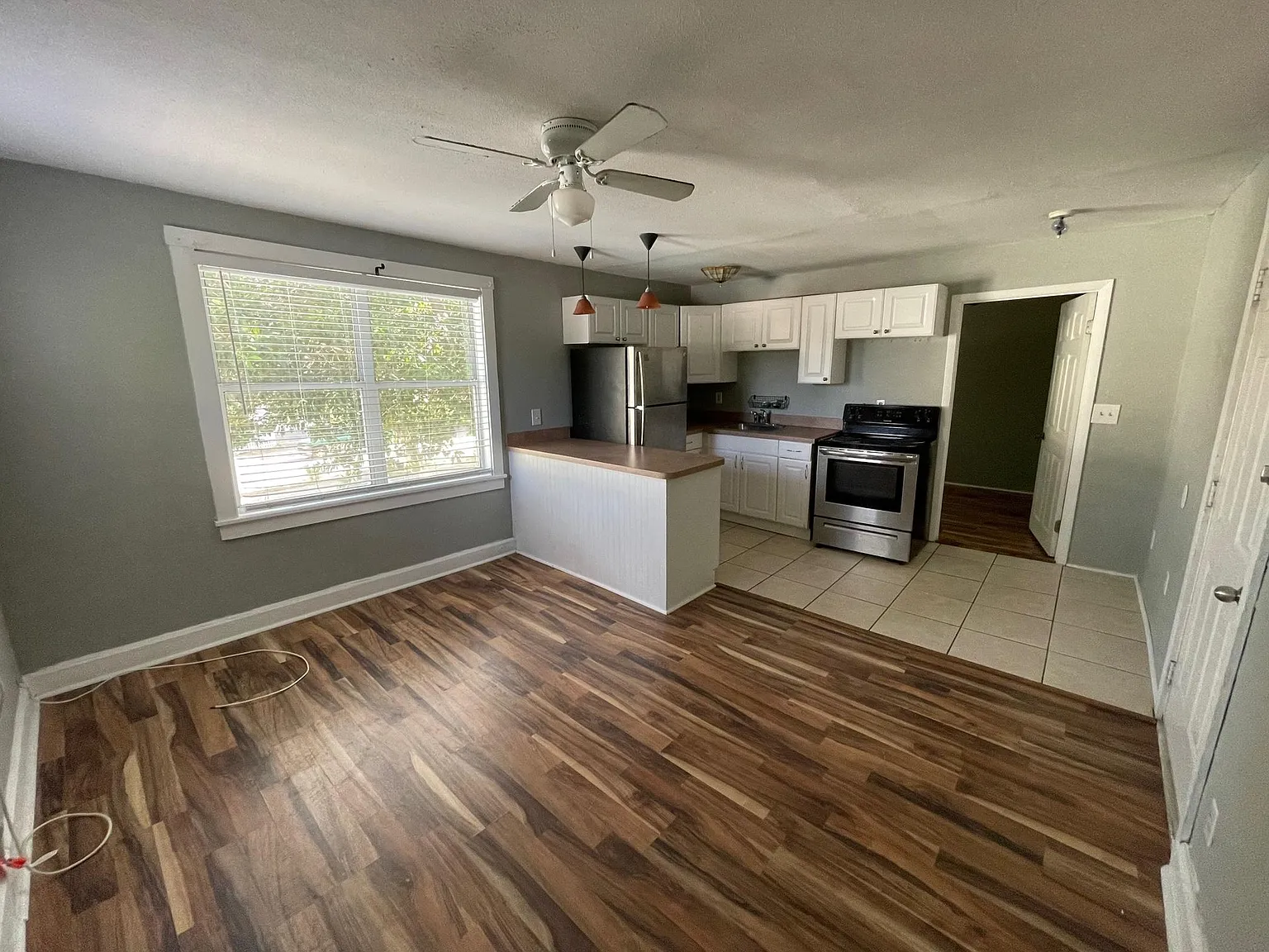 1 bed, 500 sqft, $1,250 — Photo 2
