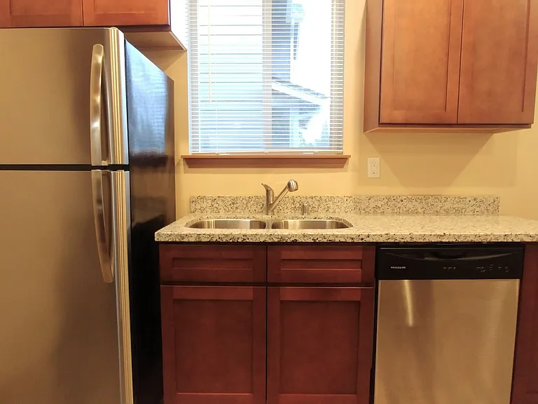 Court C Townhomes# — Photo 5