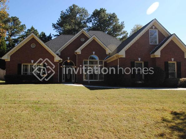 2025 Fairway Close Ter