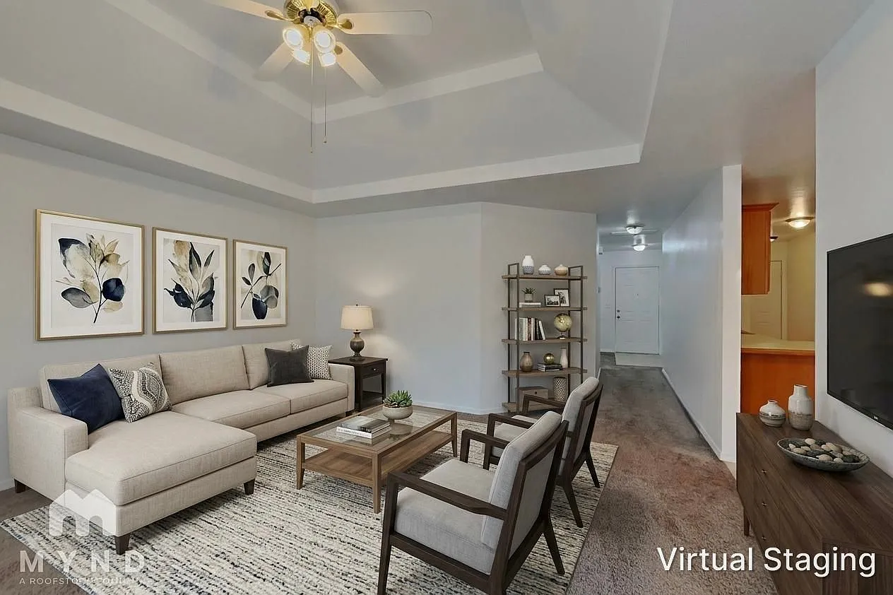 3 bed, 2.0 bath, 1325 sqft, $1,399 — Photo 2