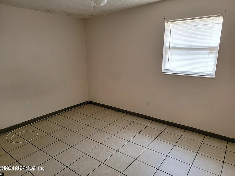 1443 Winnebago Ave #1 — Photo 8