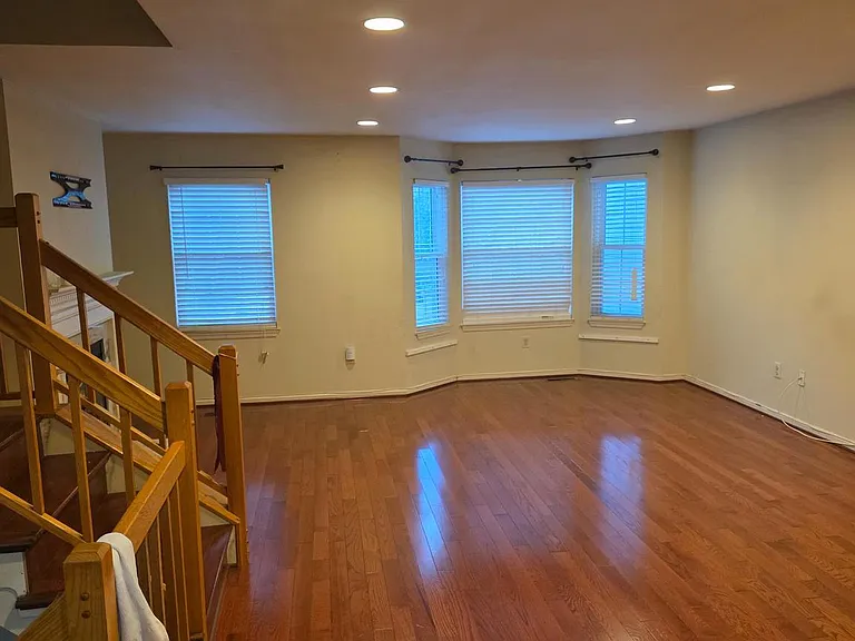 9629 Hadleigh Ct — Photo 30