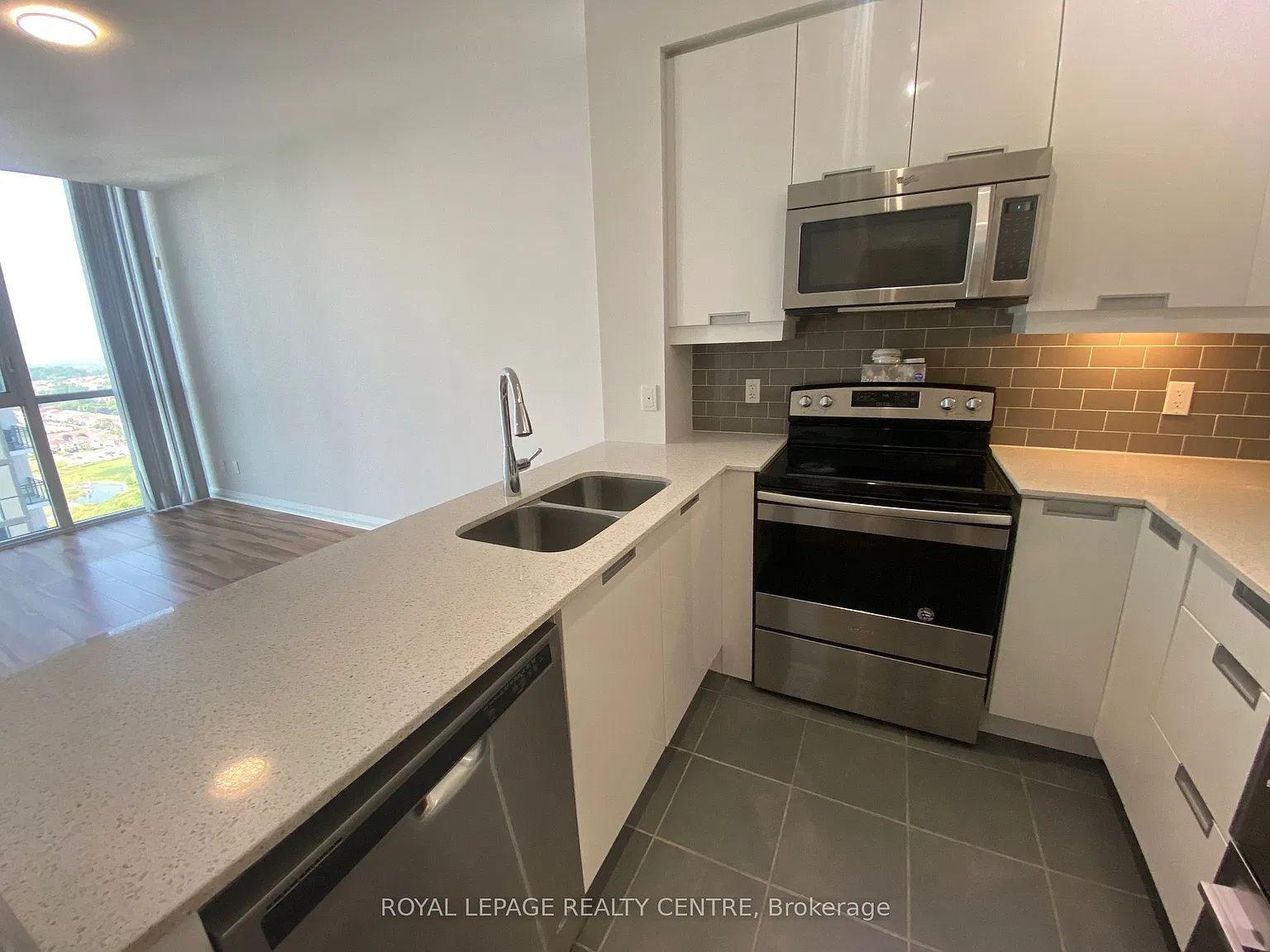 2 bed, $2,300 — Photo 2