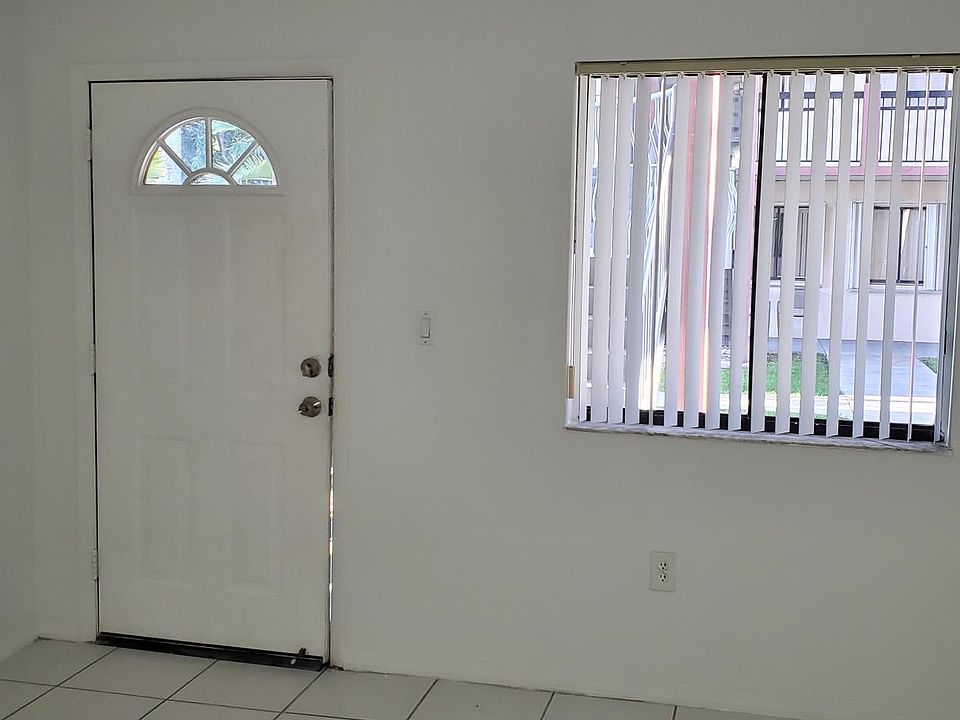 1st image of 5420 W 21st Ct APT 108