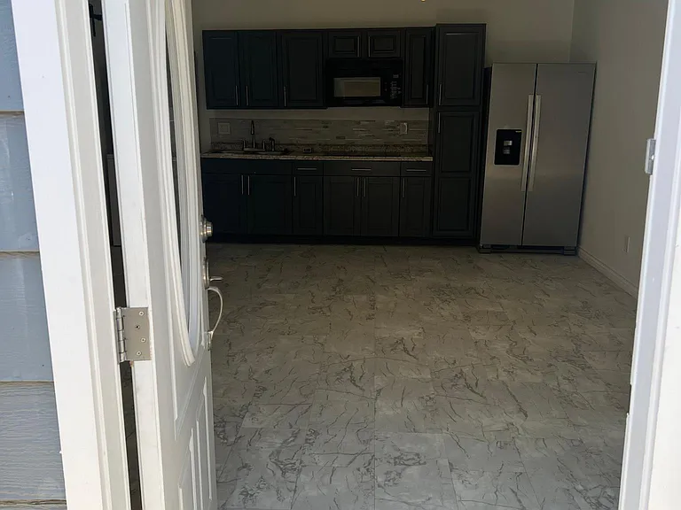 Gabriel St — Photo 2