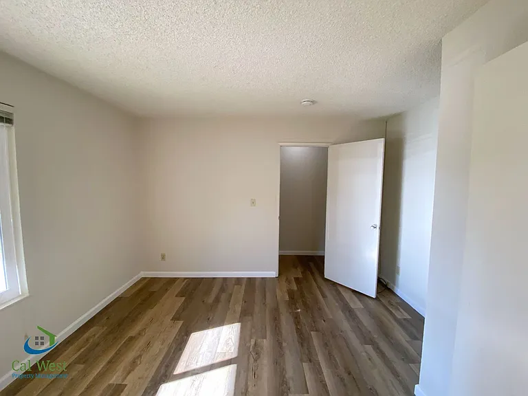 421 Gwinn Ct — Photo 13