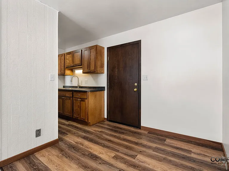 1025 W. MacArthur Avenue — Photo 21