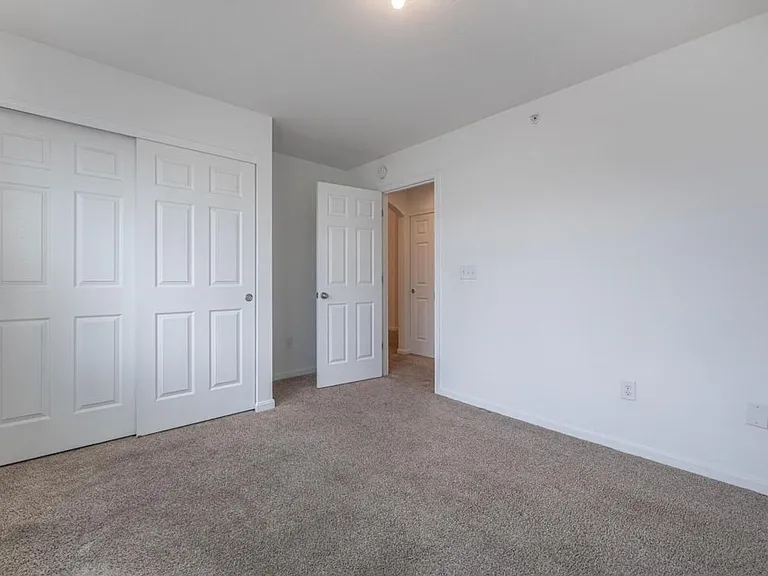 184 Old Pond Rd — Photo 17