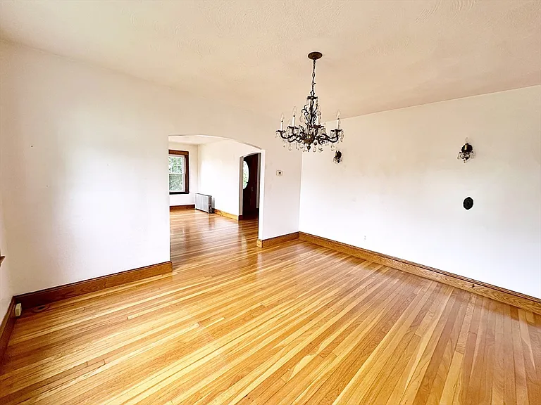 11 Puritan Rd — Photo 14