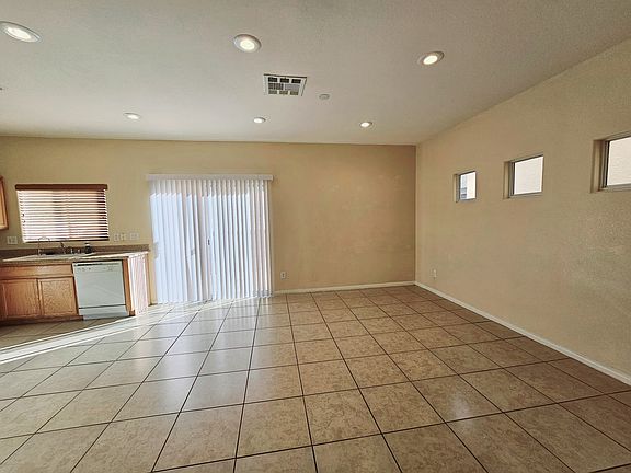 5th image of 6145 Mountain Hemlock Ave
