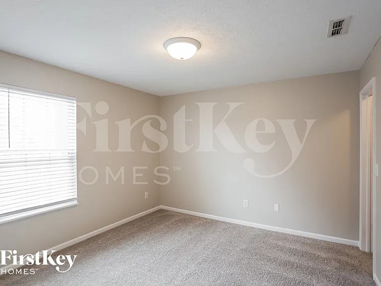 10949 Gresham Pl — Photo 14