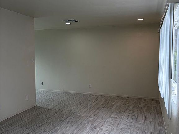 2nd image of 920 Princeton Ave APT 4