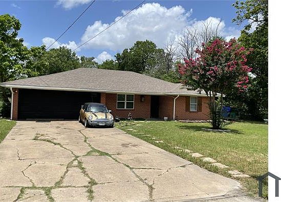 1st image of 509 N Bois D Arc St