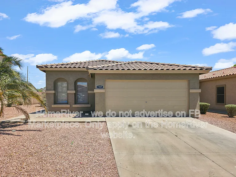 7307 S Sunrise Way — Photo 1
