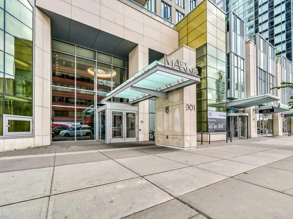 901 N 10th Ave SW #1708, Calgary, AB T2R 0B5