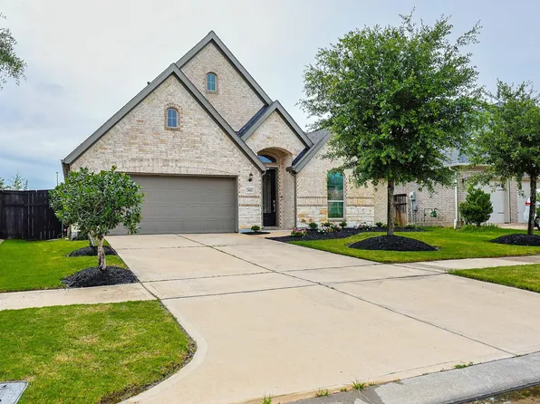 3806 Lake Falls Dr, Fulshear, TX 77441