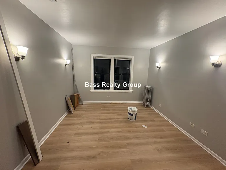 1737 W Estes Ave #105 — Photo 2